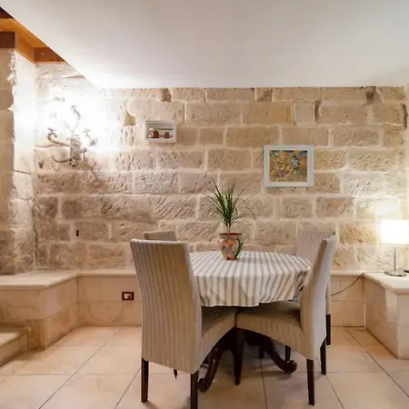 Casina Dei Baroni Vakantiehuis Lecce